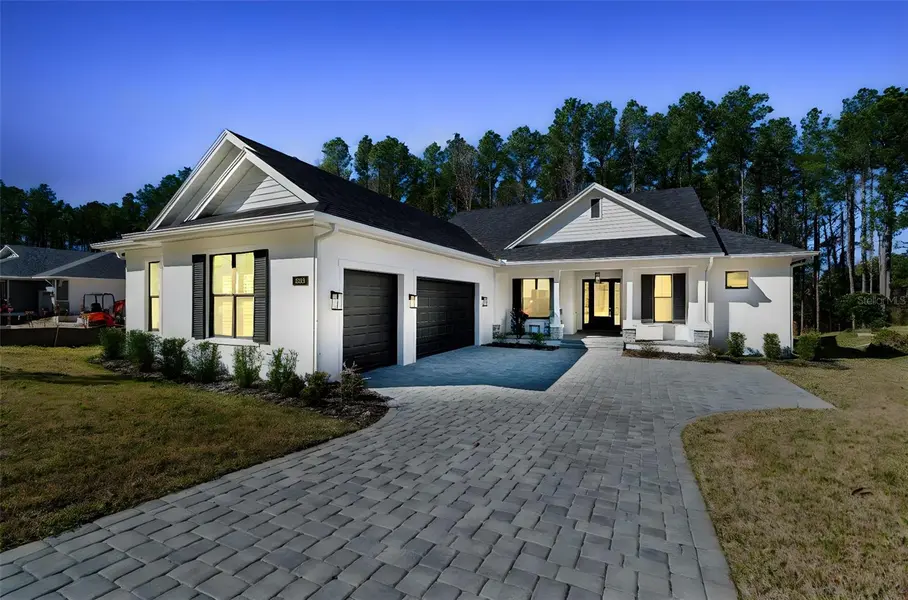 4905 MAJESTIC HILLS LOOP, Brooksville, FL 34601