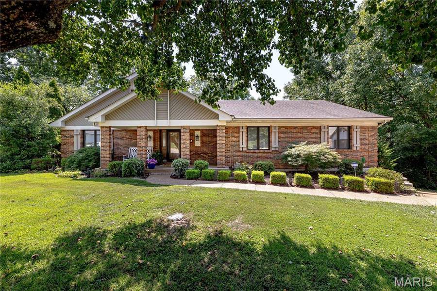3008 Oakvilla Manor CT, Oakville, MO 63129
