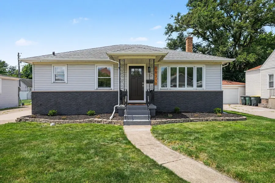 18316 Sherman ST, Lansing, IL 60438