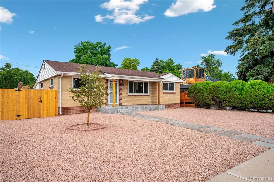 1495 S Benton ST, Denver, CO 80232