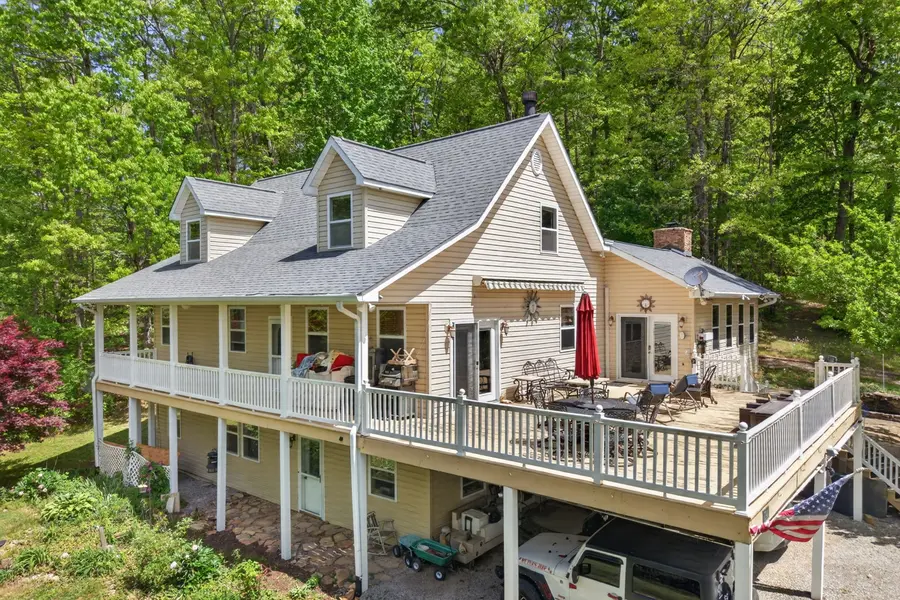 2144 Street Place Loop, Monterey, TN 38574