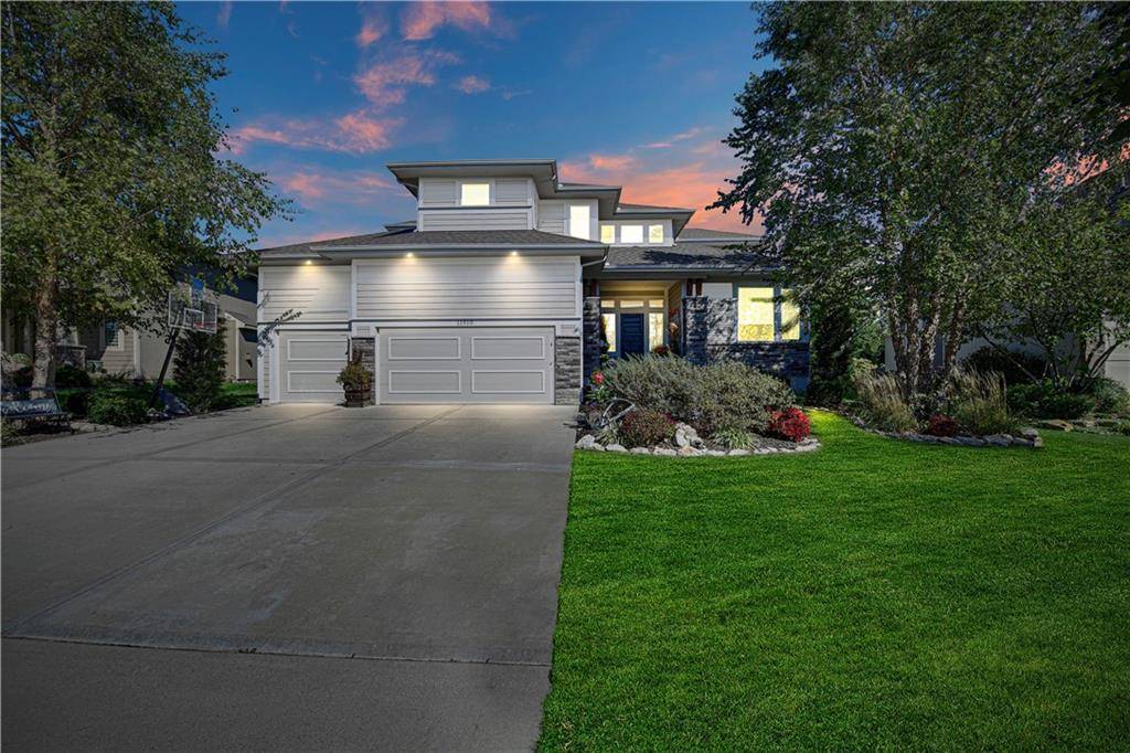 11510 W 157th TER, Overland Park, KS 66221