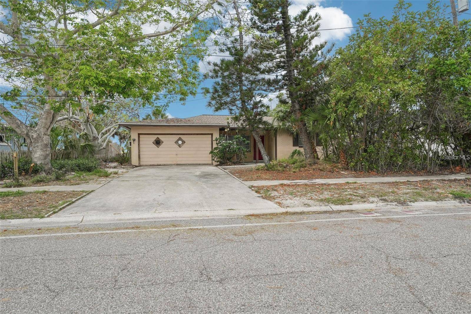 9300 GULF BLVD, St Pete Beach