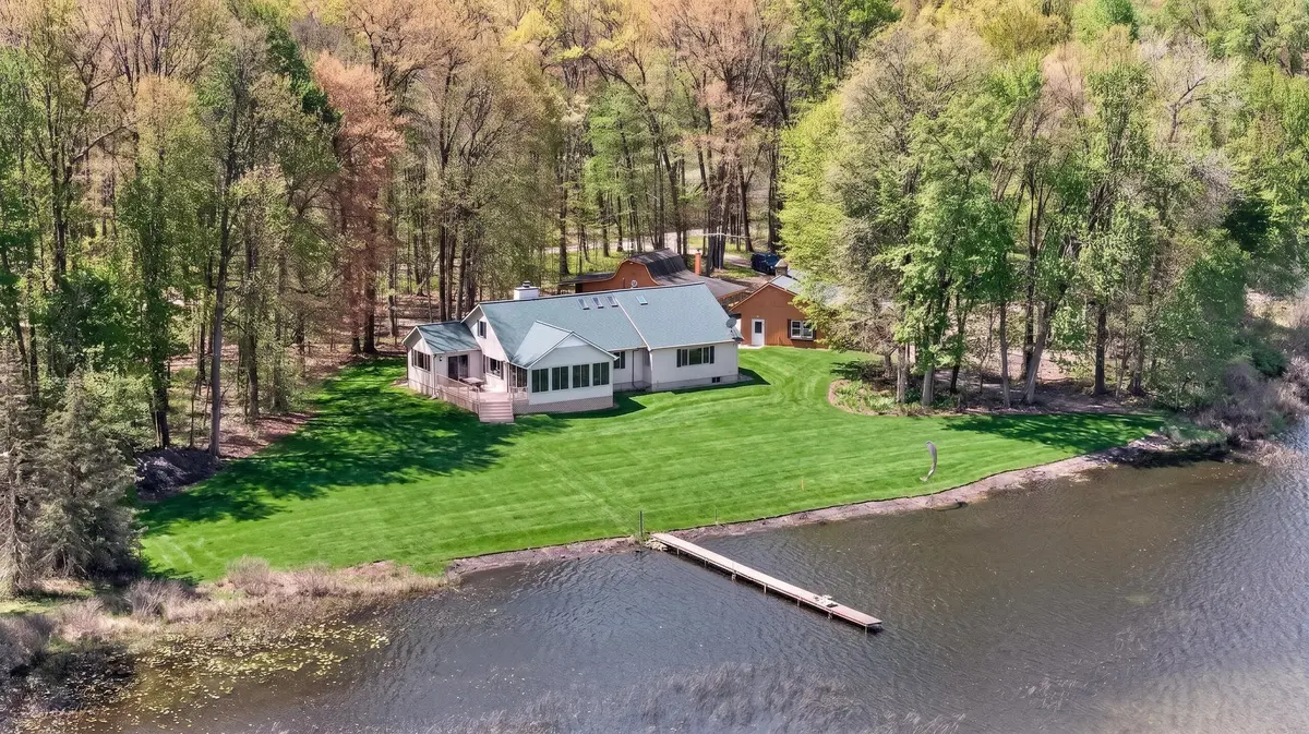 12001 Strait RD, Hanover Twp, MI 49241
