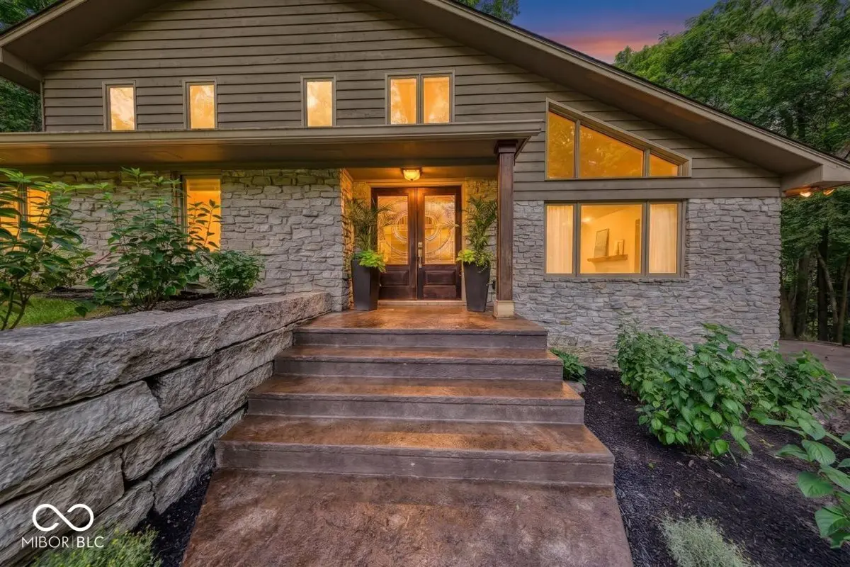 12 Mill Run CT, Fishers, IN 46038