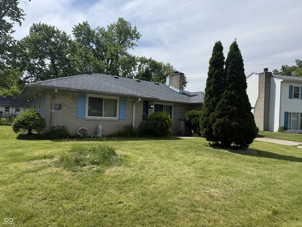3722 Celtic DR, Indianapolis, IN 46235