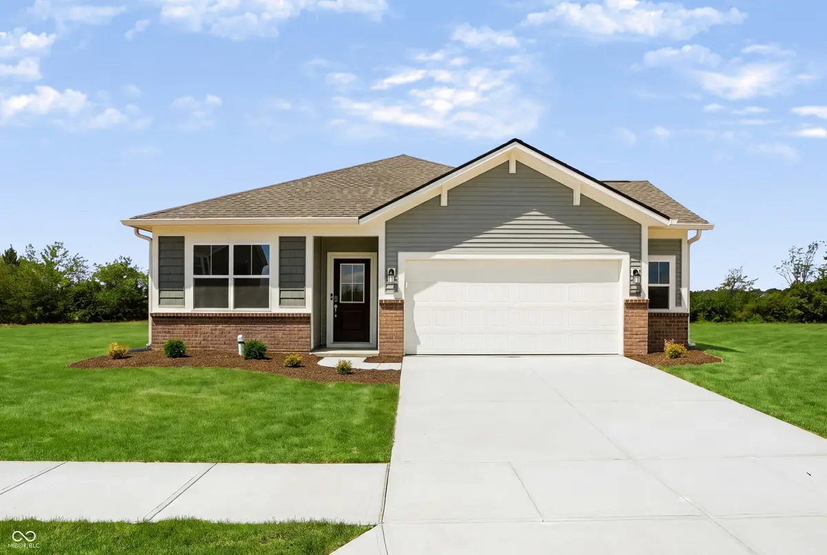 3816 Flora DR, Franklin, IN 46131