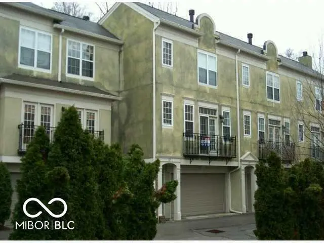 925 Junction PL, Indianapolis, IN 46220