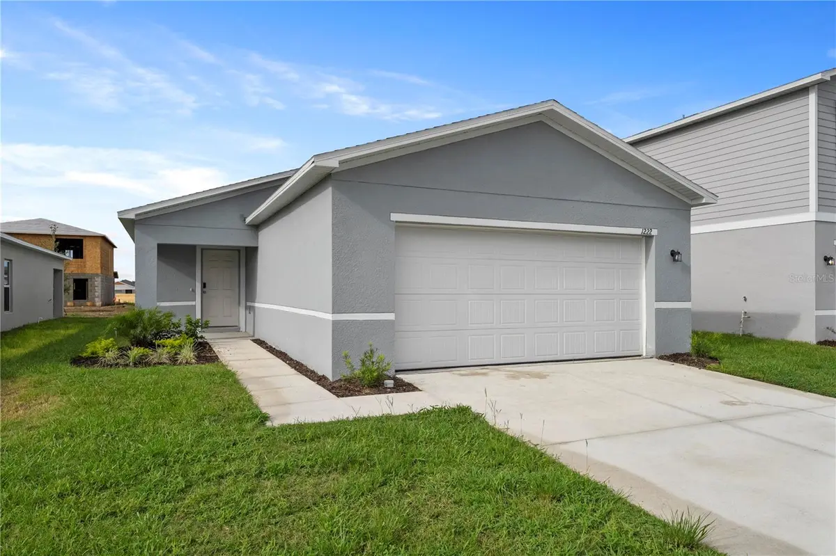 2048 GOLDEN BEAK DR, Eagle Lake, FL 33839