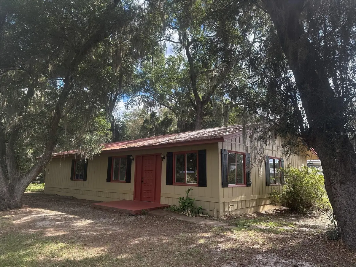 11345 SE 188TH AVE, Ocklawaha, FL 32179