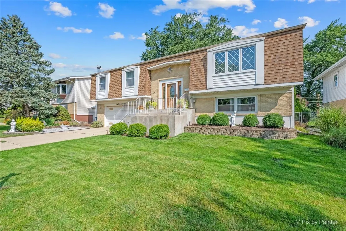 1814 W Catalpa LN, Mount Prospect, IL 60056