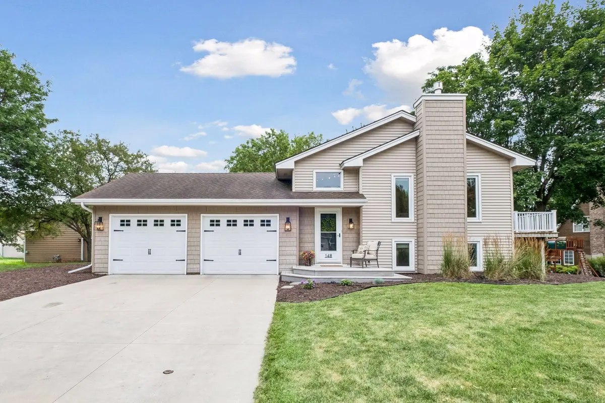 148 Stacy CIR, Waconia, MN 55387