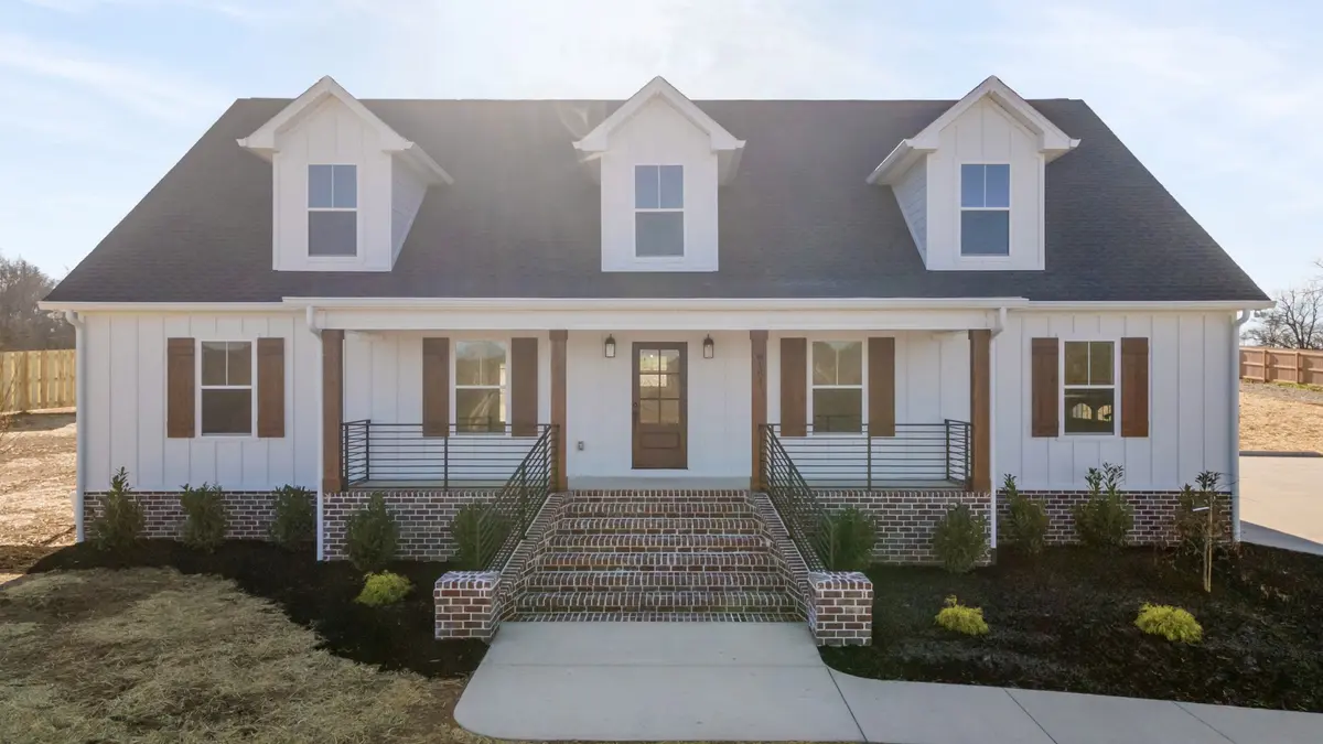 8184 Gideon Rd, Greenbrier, TN 37073