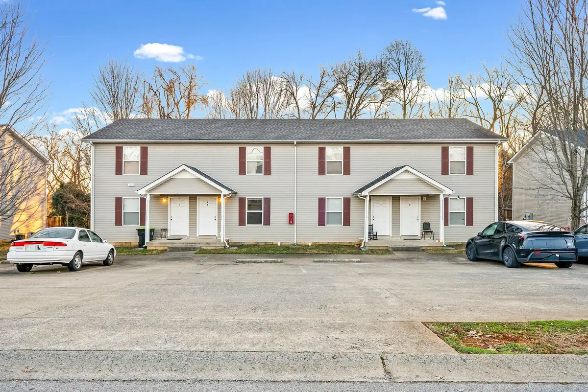 2809 Cobalt Dr, Clarksville, TN 37040