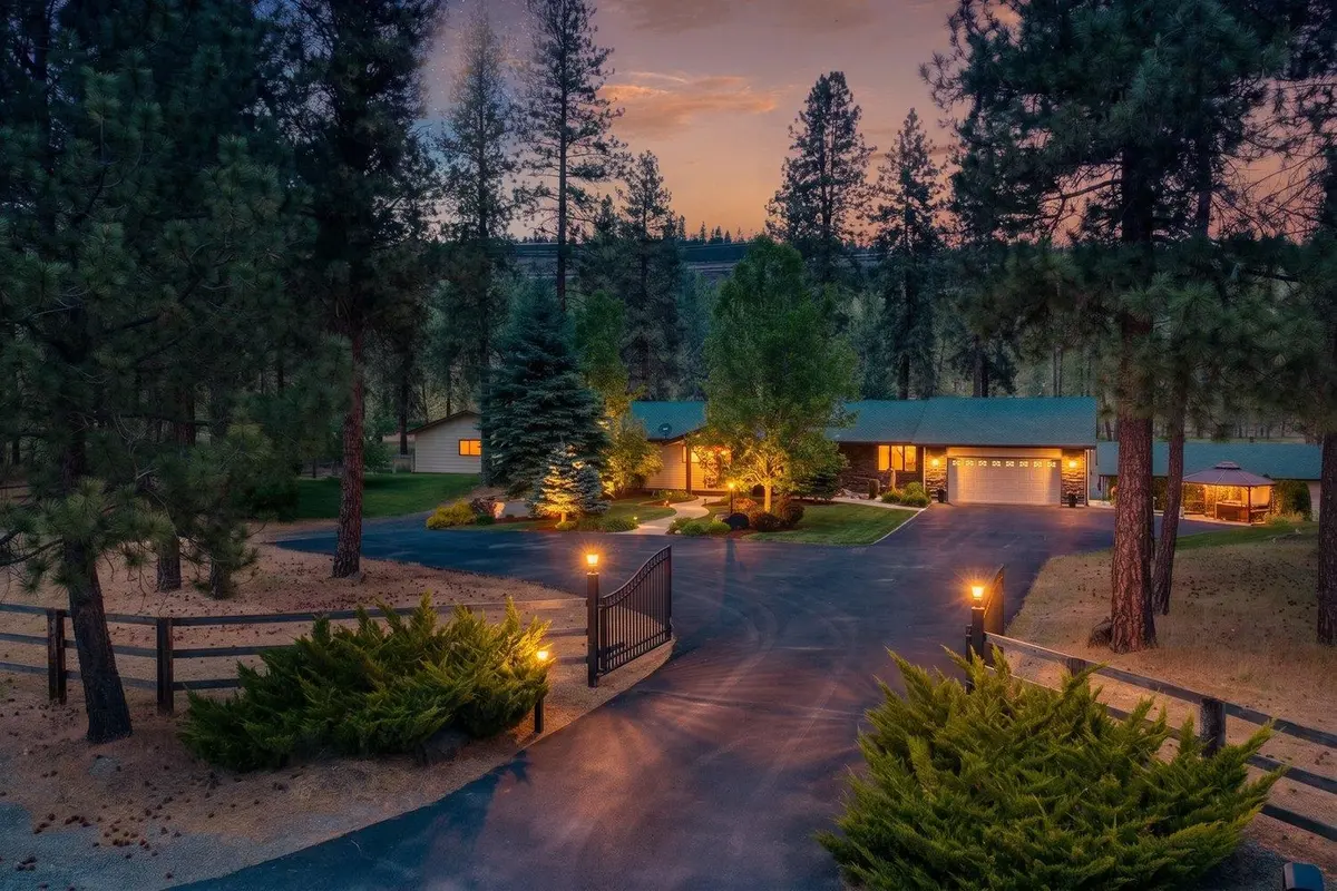 11816 W SEVEN MILE Rd, Spokane, WA 99224