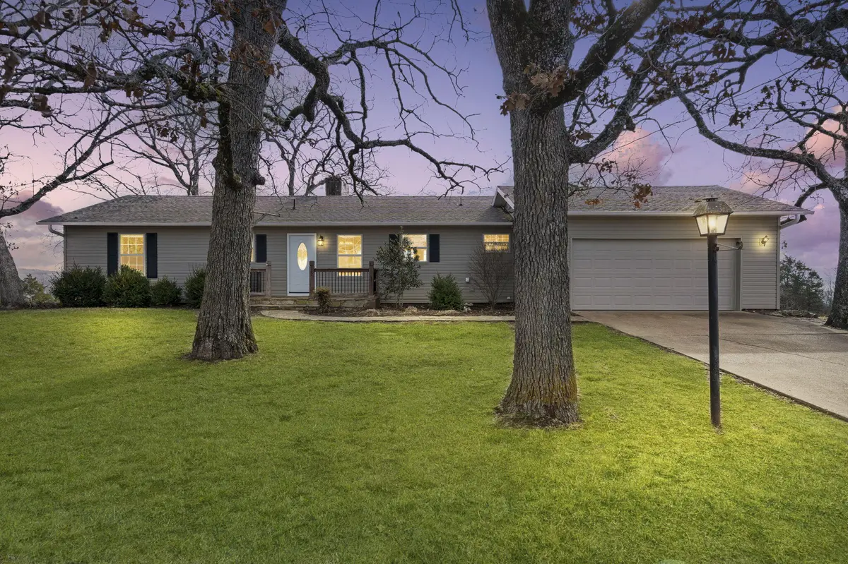 22 Skyline Drive, Kimberling City, MO 65686