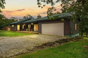240 Wild Turkey Drive, Walnut Shade, MO 65771