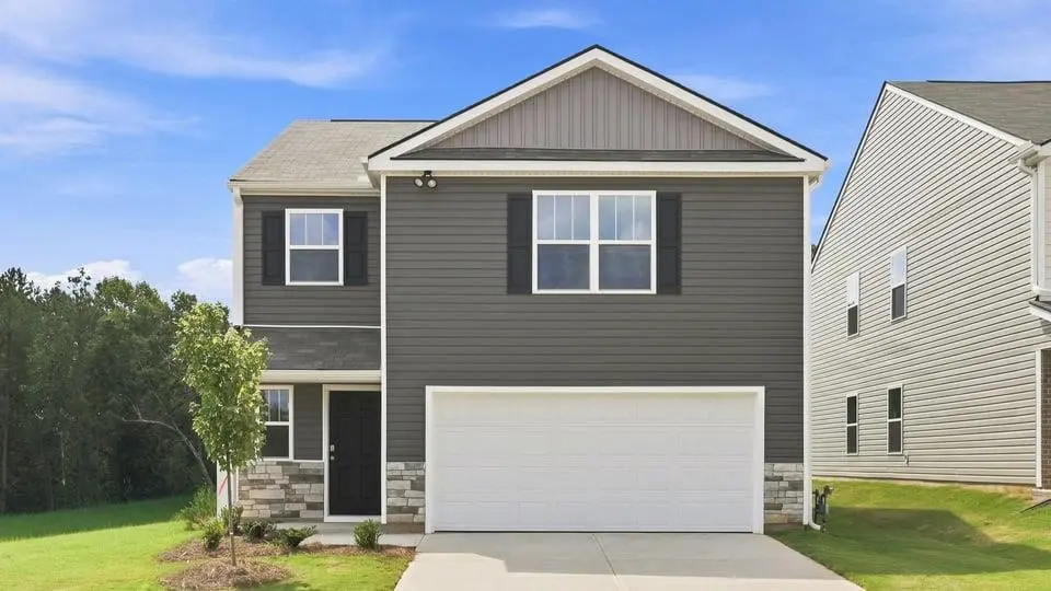 136 Lazzon RD, Moore, SC 29369