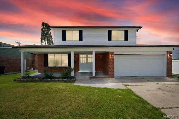 3528 Byrd DR, Sterling Heights, MI 48310