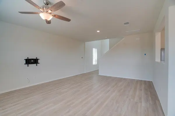 1109 Paradise Canyon CV, Jarrell, TX 76537