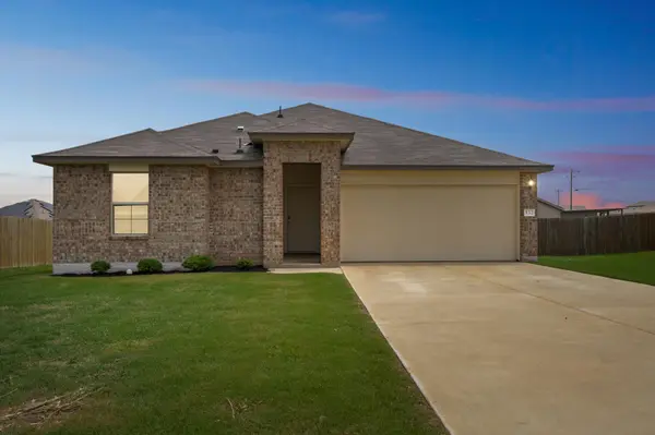 532 Taggart TRL, Jarrell, TX 76537