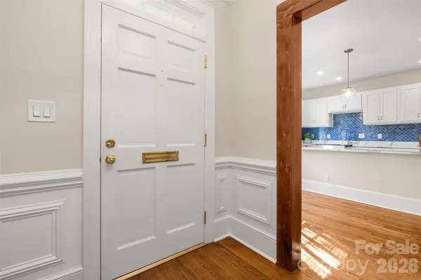 153 Perrin PL #153, Charlotte, NC 28207