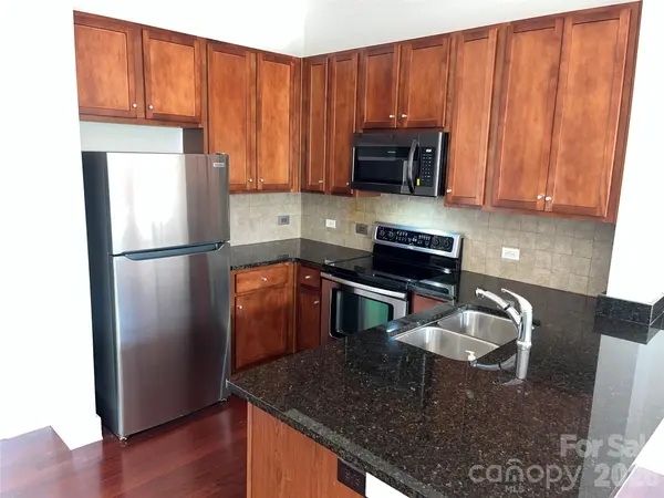 3269 Noda BLVD, Charlotte, NC 28205