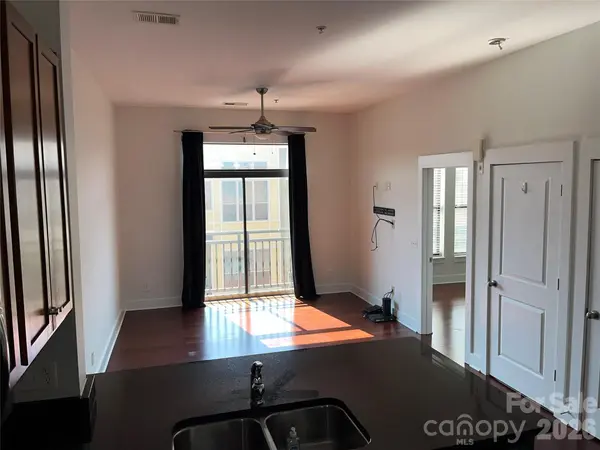 3269 Noda BLVD, Charlotte, NC 28205