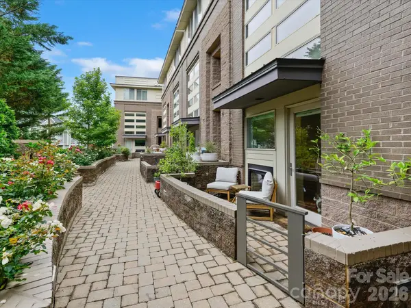 420 Queens RD #3, Charlotte, NC 28207