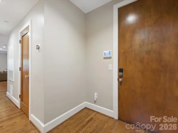 420 Queens RD #3, Charlotte, NC 28207