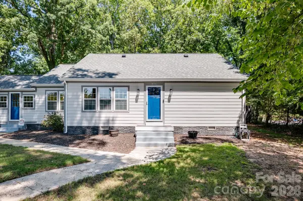 410 N Cannon BLVD, Kannapolis, NC 28083