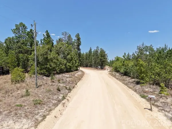 2 McQueen RD, Patrick, SC 29584