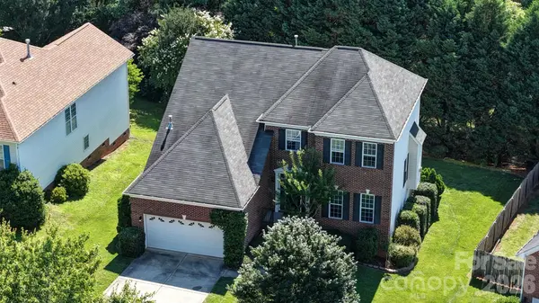 141 Riverfront Pkwy, Mount Holly, NC 28120