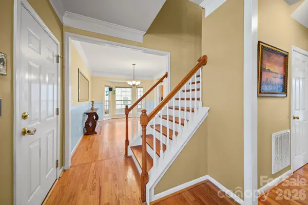 141 Riverfront Pkwy, Mount Holly, NC 28120