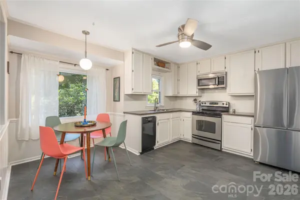 37 Wilmington ST, Asheville, NC 28806