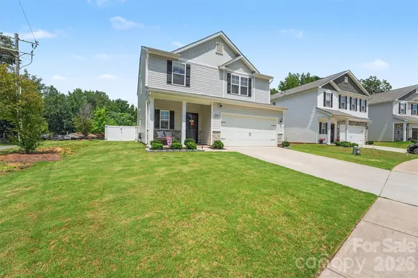 2007 Karen Woods LN, Charlotte, NC 28216
