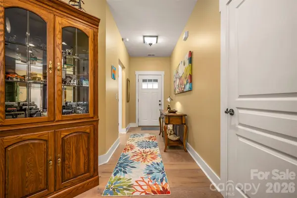 584 Summerfield PL, Flat Rock, NC 28731