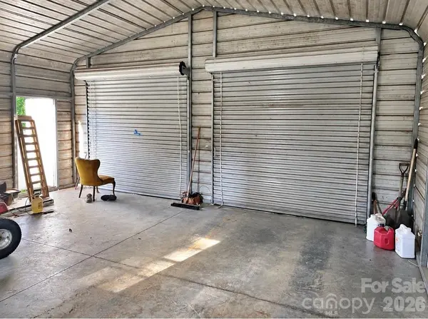 81 Frye Heights LN, Taylorsville, NC 28681