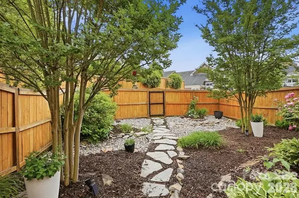 19512 Topgallant DR, Cornelius, NC 28031