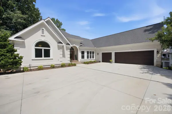 19318 Mary Ardrey CIR, Cornelius, NC 28031