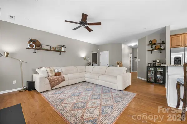 14918 Brotherly LN, Charlotte, NC 28278