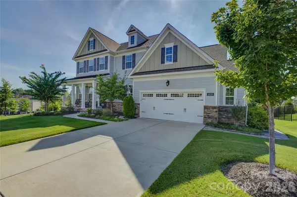 14219 Twin Eagles LN, Charlotte, NC 28278