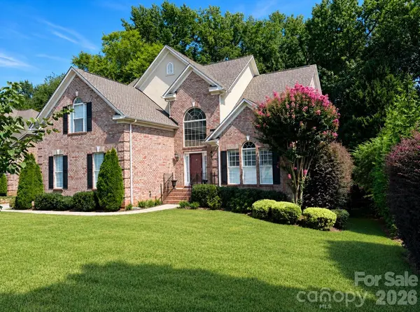 904 Carisbrooke LN, Waxhaw, NC 28173