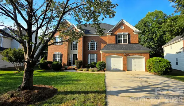 12424 Tantallon CT, Pineville, NC 28134