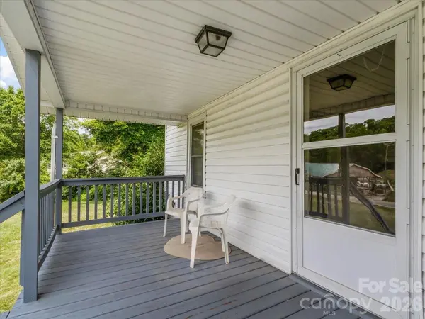659 Newdale Church RD, Burnsville, NC 28714