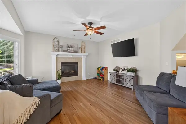 12144 S Clinton ST, Olathe, KS 66061