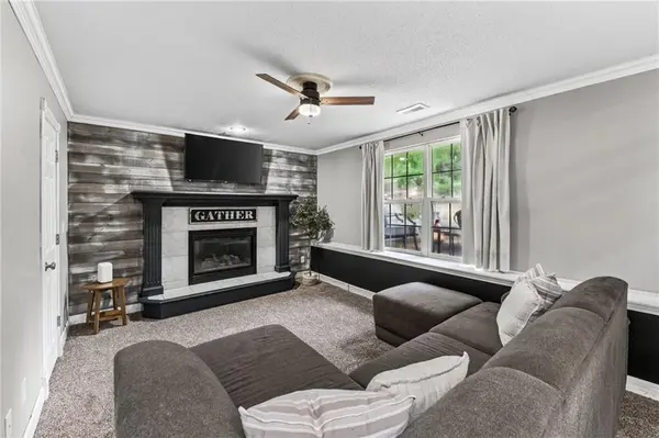 21417 E 50th TER #S, Blue Springs, MO 64015