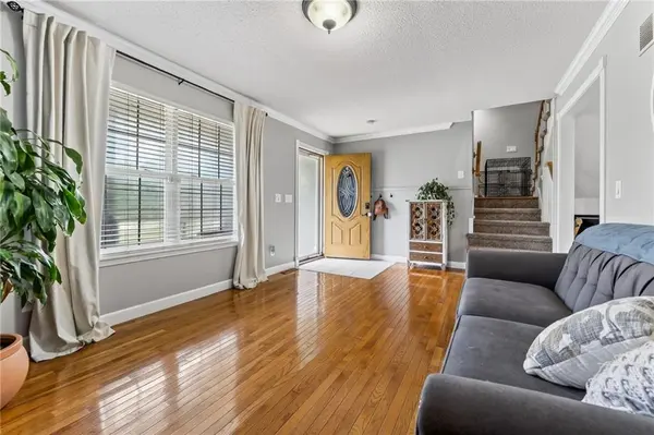 21417 E 50th TER #S, Blue Springs, MO 64015