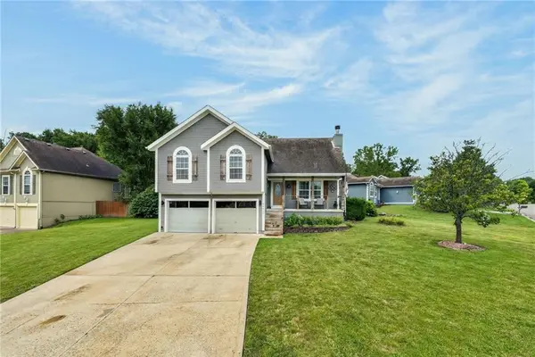 21417 E 50th TER #S, Blue Springs, MO 64015
