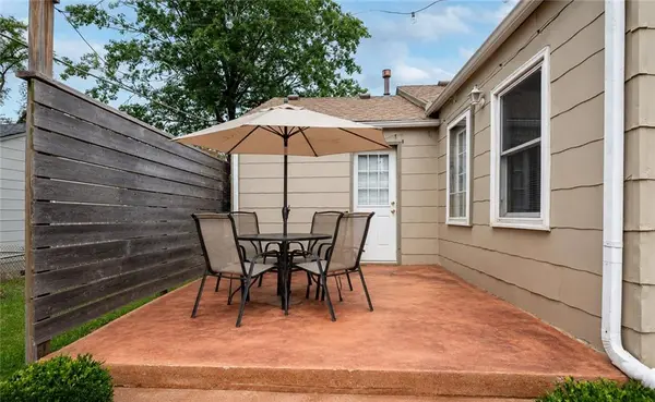 11501 W 68th ST, Shawnee, KS 66203